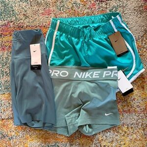 Nike Athletic Shorts & Spandex Set NEW Women’s Small Nike pro, running shorts